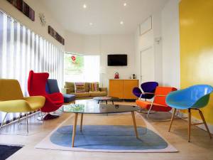 salle-reunion-couleur