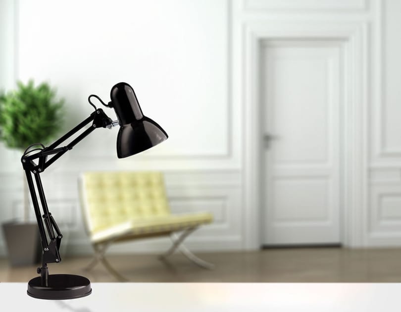 lampe-bureau-startup-noir