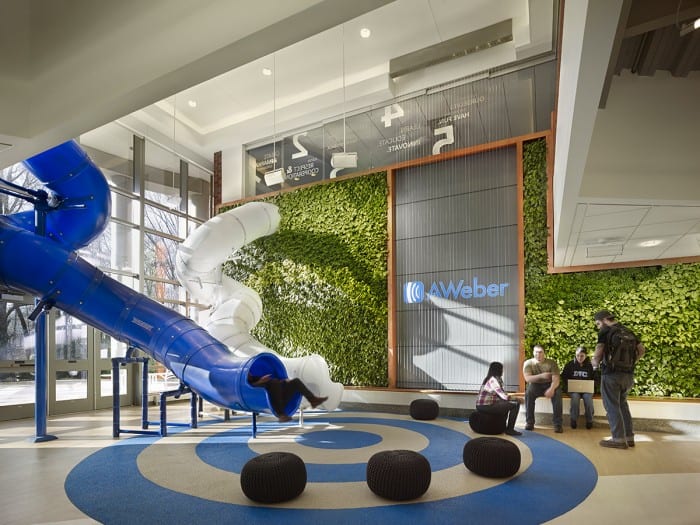 Top 6 des plus beaux toboggans d’entreprises